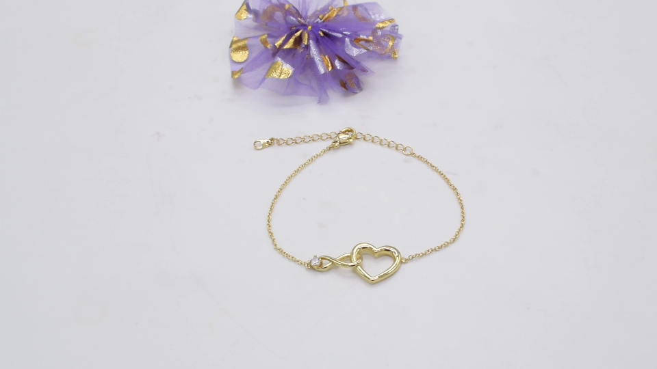 Amazon.com: vissen Gold Plated Infinity Heart Bracelets for